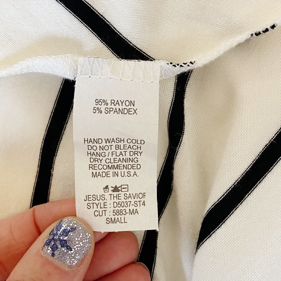 Lollipop Star | Wmns Cream & Navy Stripe Off Shoulder Short Sleeve Top | Size: S - Picture 7 of 7